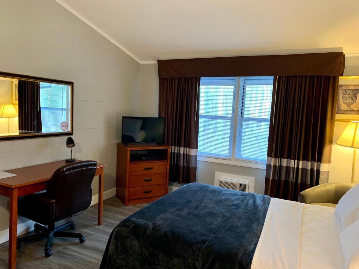 Hill Top Motel Wrightstown Eksteriør billede